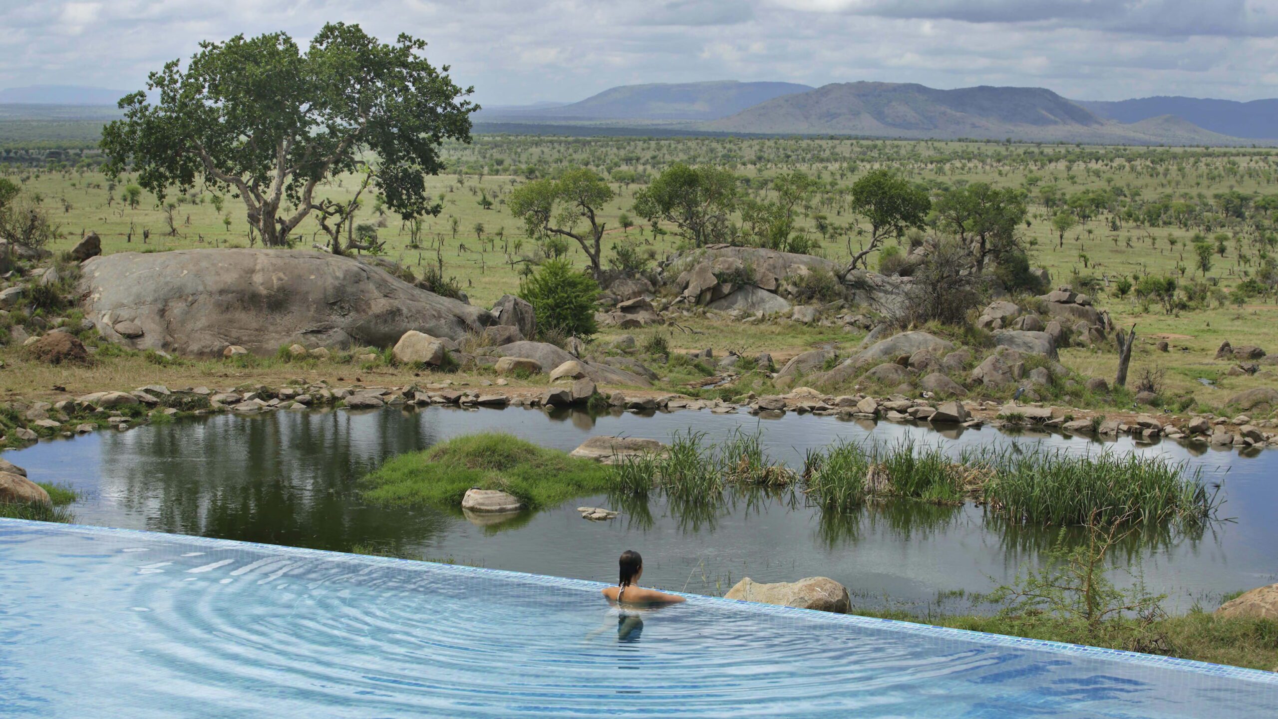 Four Seasons Safari Lodge Serengeti scaled